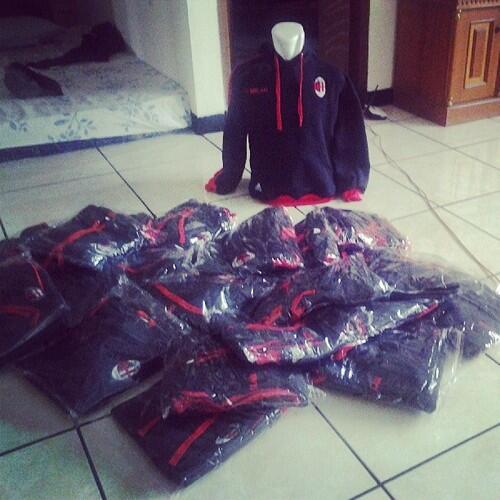 Jaket Hoodie AC Milan Murah!