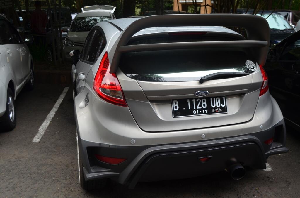 Terjual Ford fiesta limited edition special ken block 
