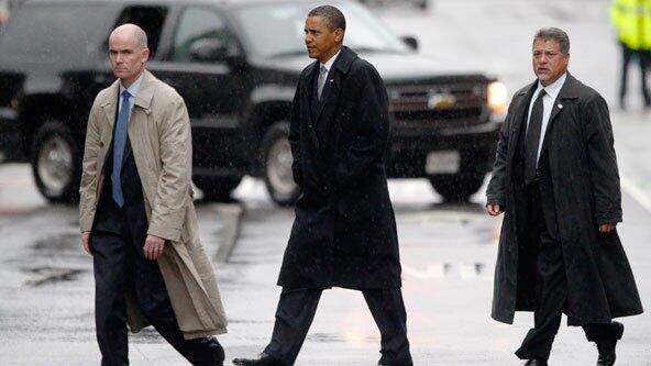 Menanggapi Thread Agan maho.in.sky &#91;Obama Punya Bodyguard Alien?&#93;