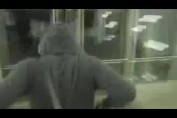 &#91;Vid&#93; Anonymous In Action