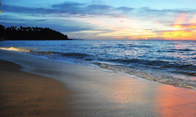 10 Pantai Terindah di dunia