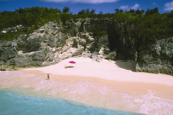 10 Pantai Terindah di dunia