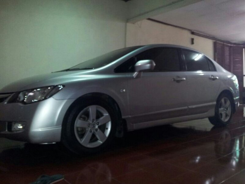 Dijual Honda Civic Tahun 2006 1800cc Matic Full Ori Pemakaian Cewek