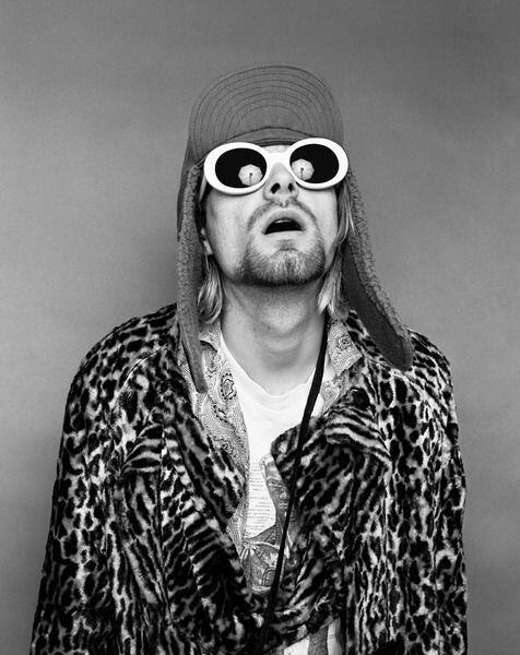 9 Foto Terakhir Para Musisi Legendaris Sebelum Meninggal