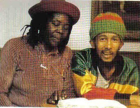 9 Foto Terakhir Para Musisi Legendaris Sebelum Meninggal