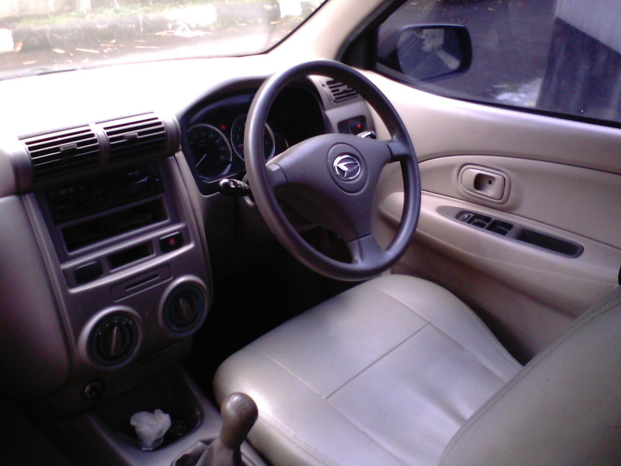 DIJUAL XENIA Li+ VVTI 2006 , KM BARU 40 RIBUAN