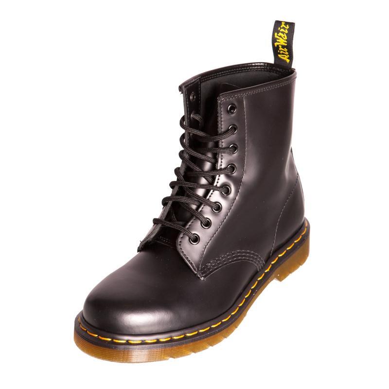 15 Petuah Tom Ford Untuk Pria Modern