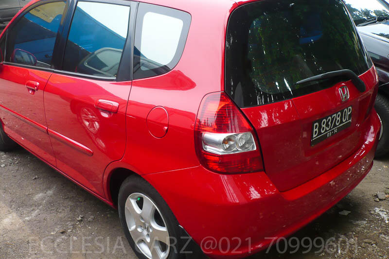 Honda Jazz idsi 2004 Merah Automatic. DP Ringan
