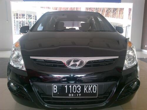 Hyundai i20 SG SunRoof M/T 2012