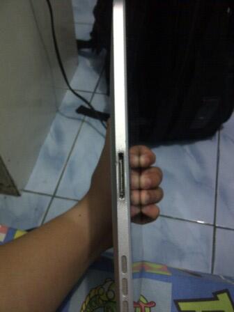 Ipad 1st gen, 64gb wifi+3G .. Bisa Nelpon & SMS.. Terima Barter/TT..