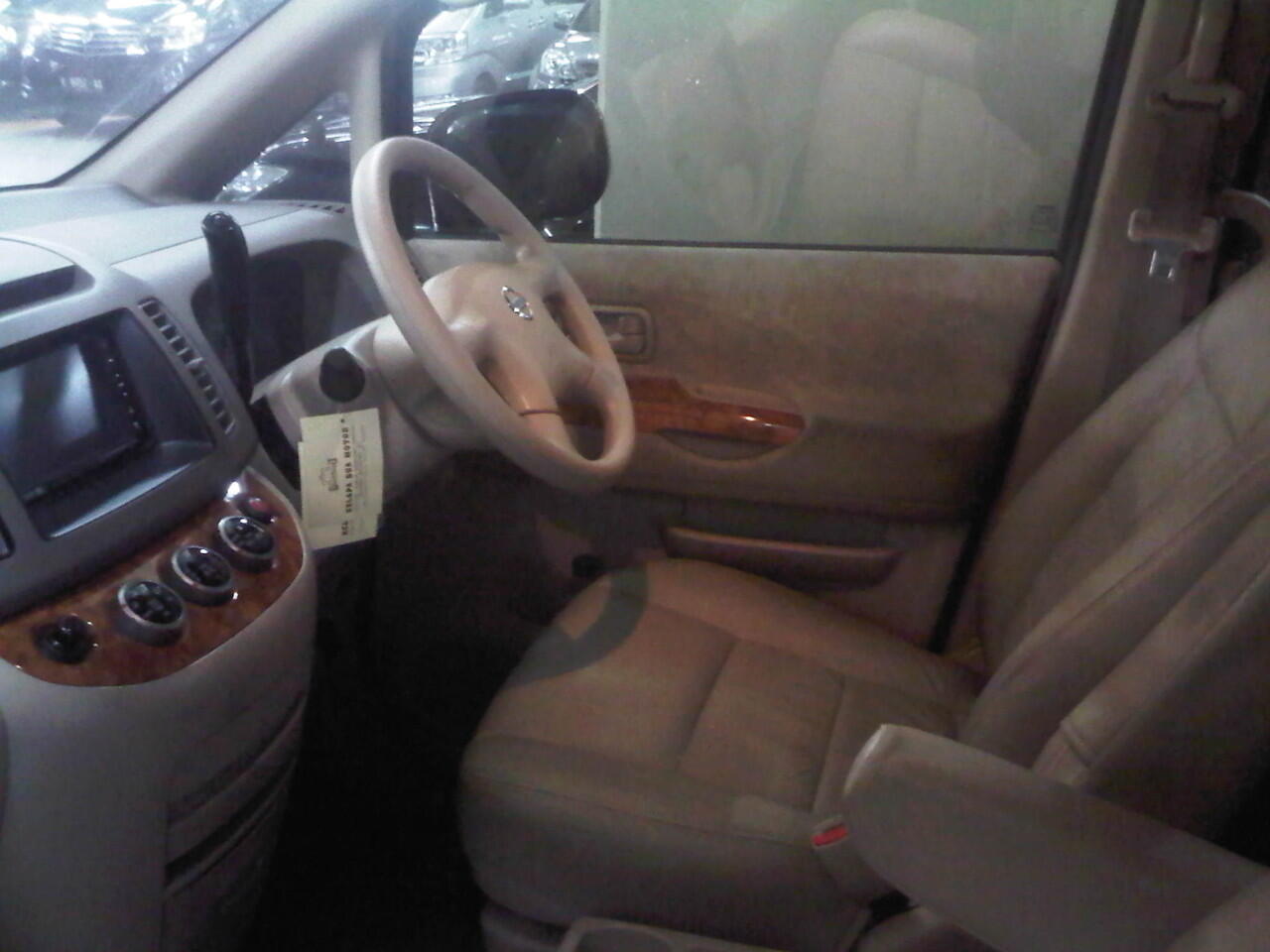 Nissan serena HWS 2009 , cicilan lagi-lagi 2 jutaan gan !