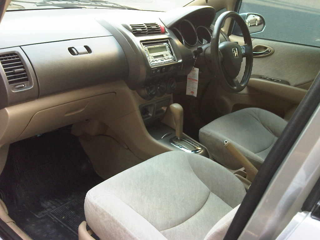 HONDA NEW CITY 2004 IDSI AT SILVER METALIK