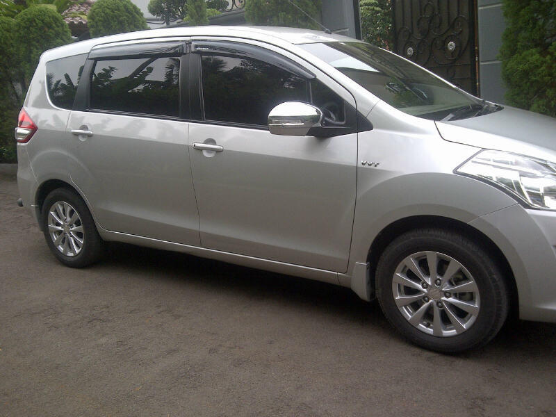 DIJUAL SUZUKI ERTIGA 2013 TIPE GL MANUAL DOUBLE BLOWER BARU PAKE 6BULAN