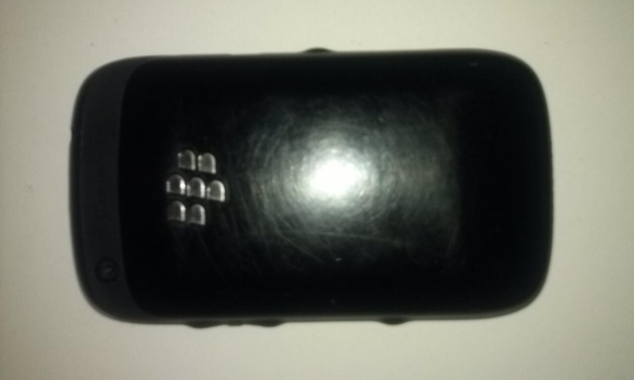 Blackberry bb davis 9220 second lengkap garansi tam e*afone sampe Mei 2014