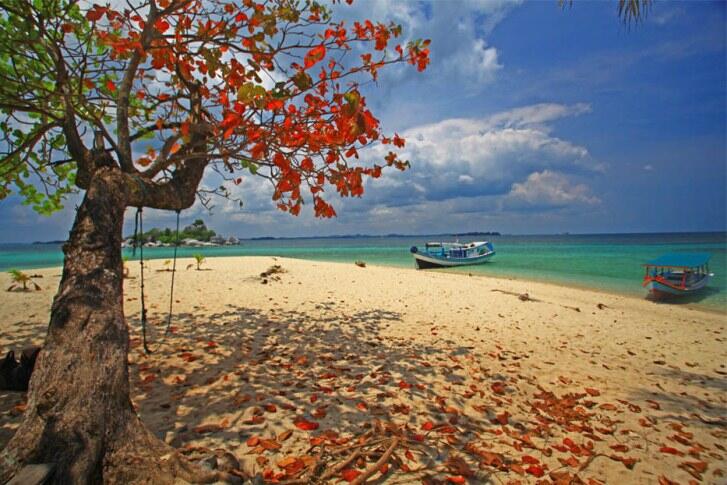 Fakta Tentang Pulau Laskar Pelangi (Belitung)