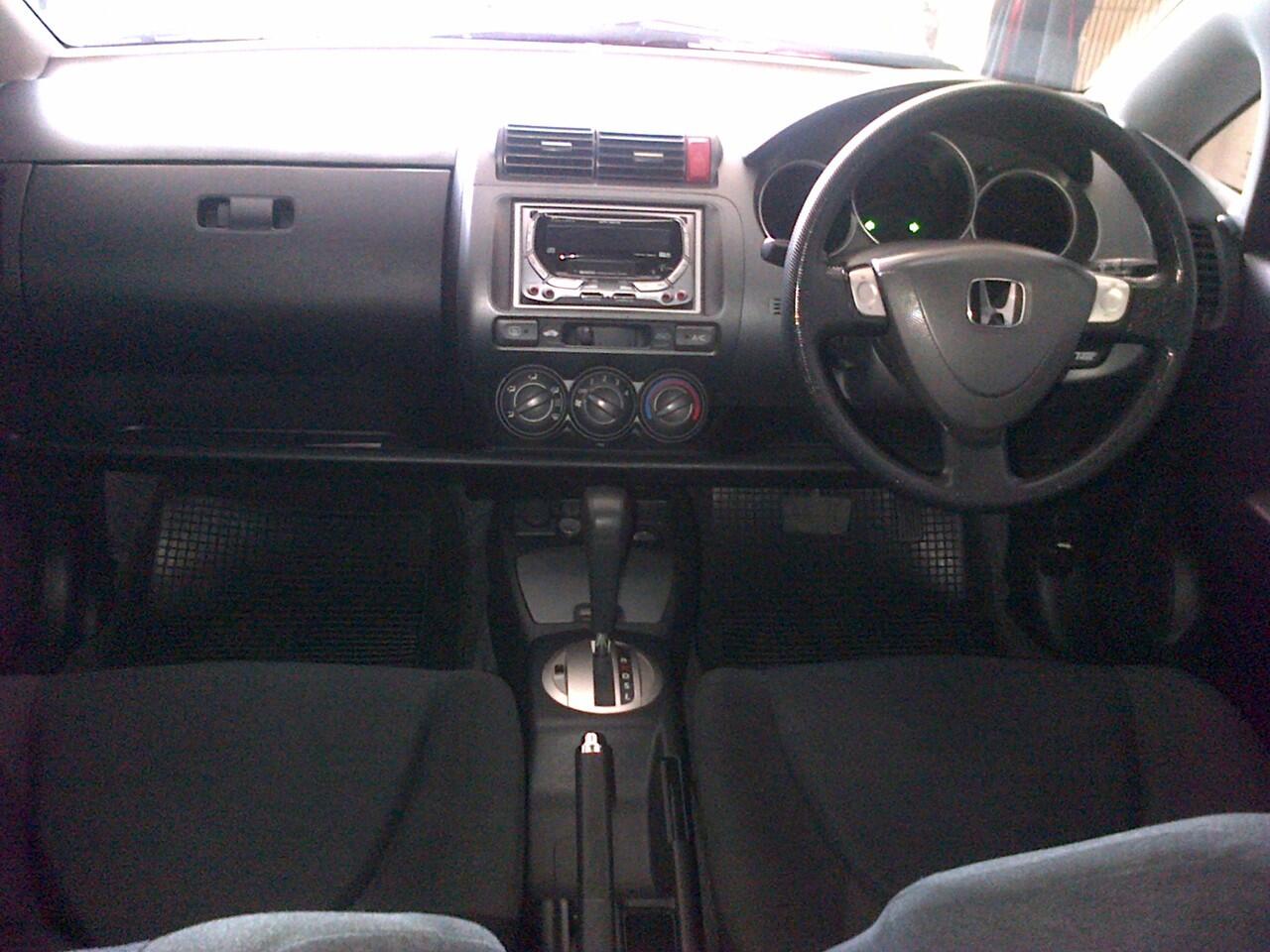 Honda Jazz Idsi Matic 2008 Hitam Dgn Tdp Ringan Sj