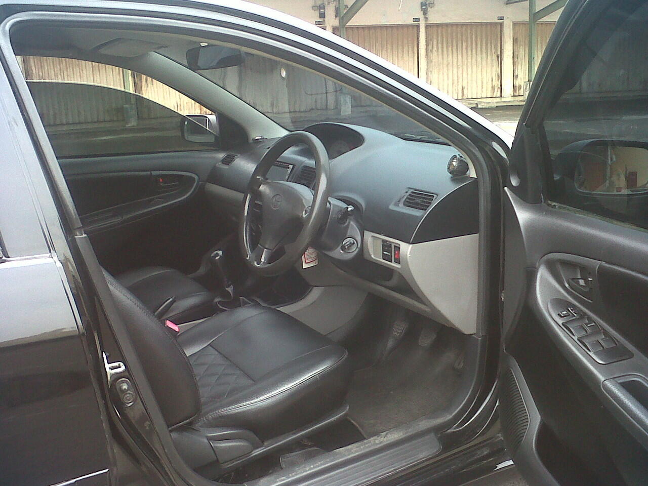 Vios Limo, Black hawk modif Tomz