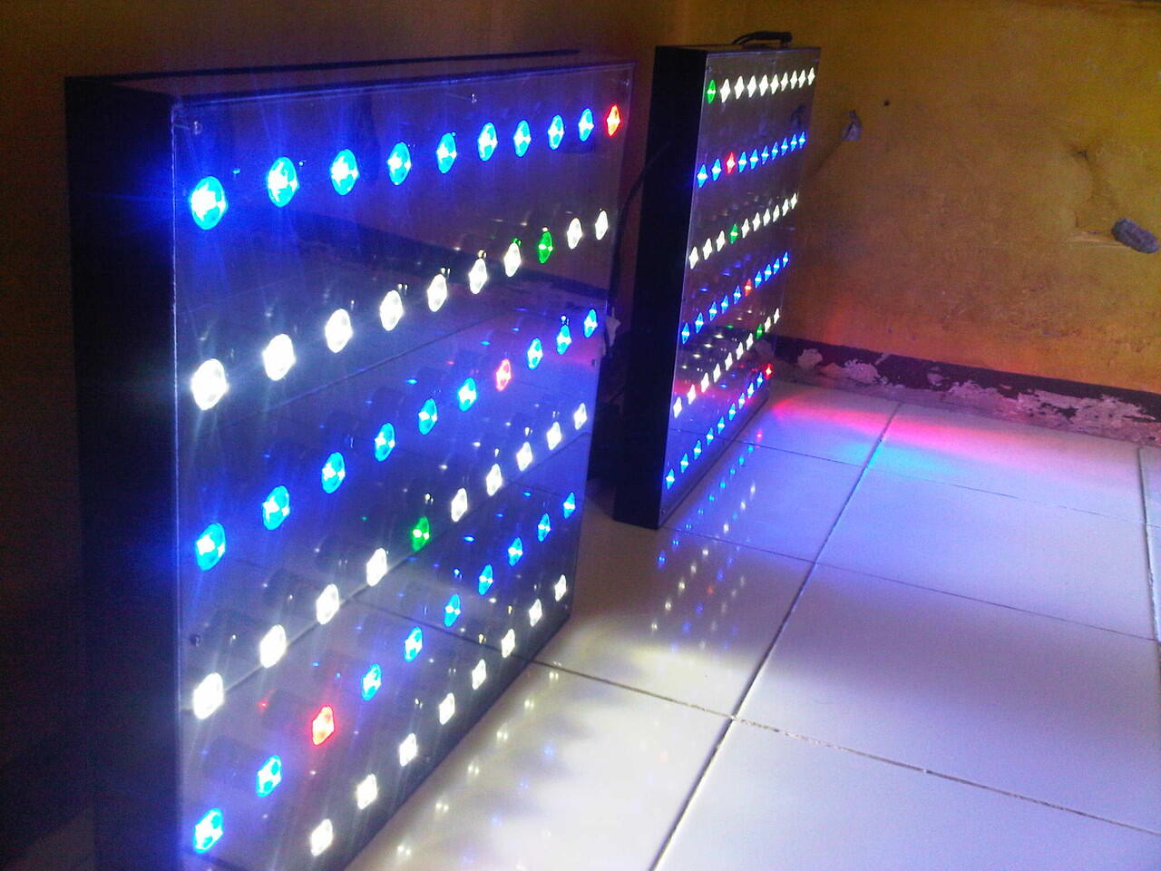 Terjual Lampu LED akuarium laut/aquascape custom bandung 