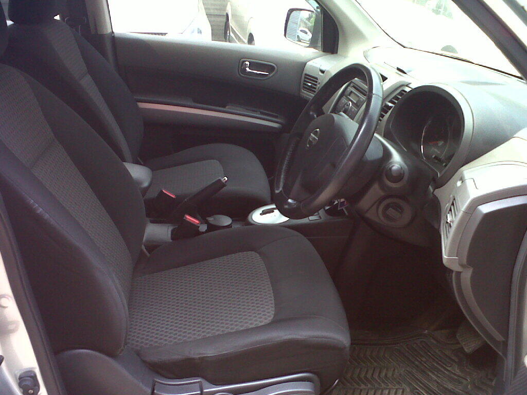 NISSAN X TRAIL ST AT 2.5 SILVER