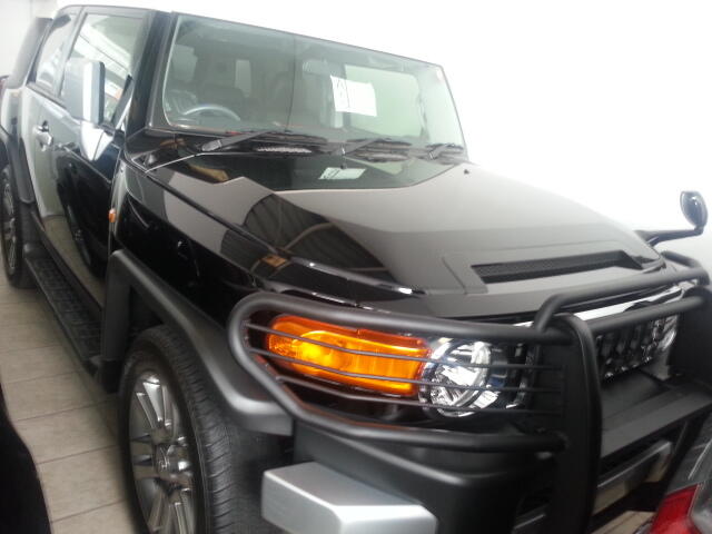 TOYOTA FJ CRUISER