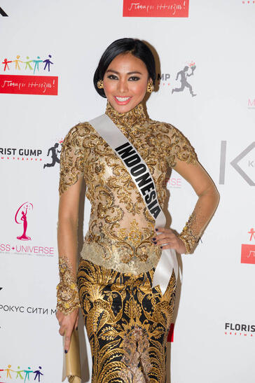 MISS UNIVERSE 2013,WHULANDARY MEMBUAT HEBOH RUSSIA