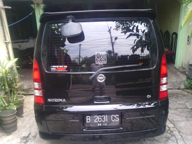Nissan Serena CT 2004