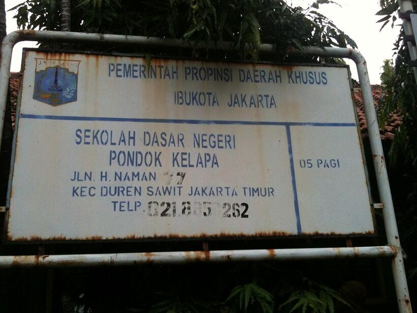 KEPADA BAPAK JOKOWI - AHOK : SD 05 PONDOK KELAPA DIRENOVASI DONG