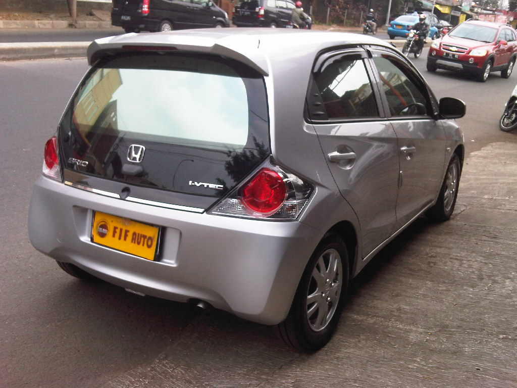 HONDA BRIO 1.3 E AT 2013 SILVER METALIK