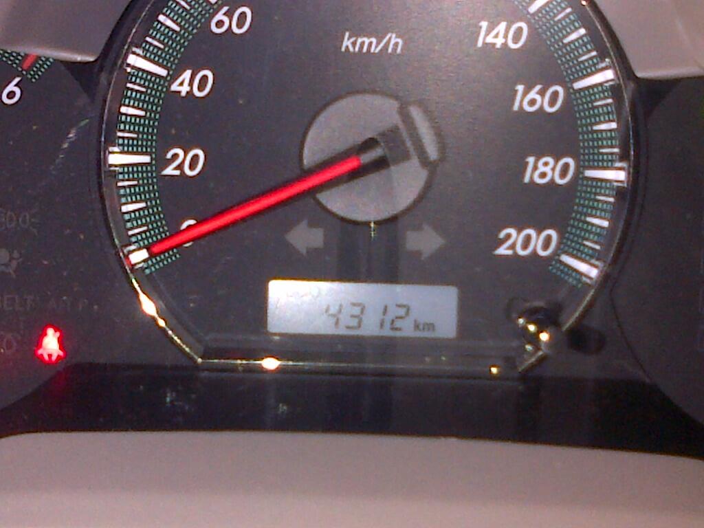 TOYOTA FORTUNER G AUTOMATIC DISEL 2012 HITAM ISTIMEWA