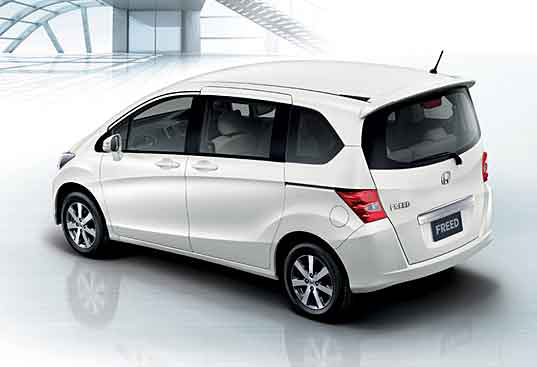 Honda Freed-Promo Akhir Tahun