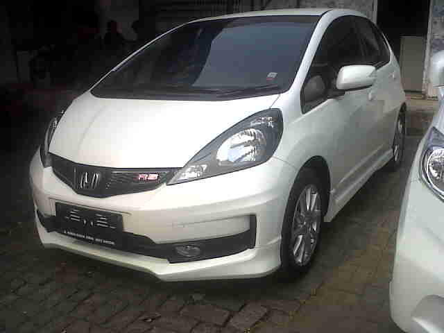 PROMO MENARIK HONDA NEW JAZZ 1.5