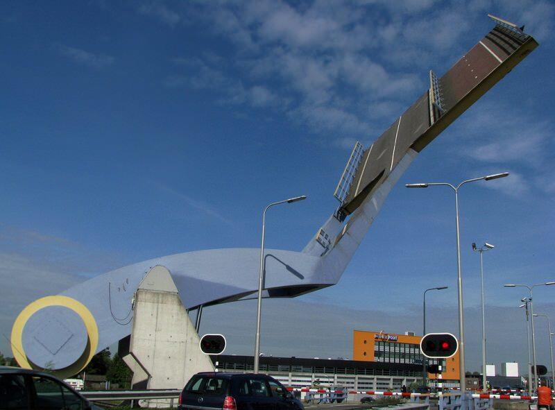 Slauerhoffbrug, Jembatan Angkat Melayang di Belanda