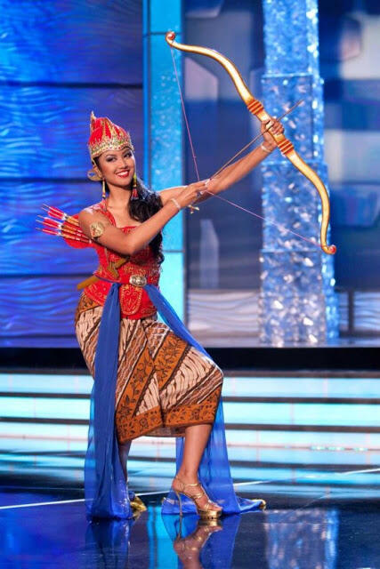 Kostum Nasional Indonesia dalam Ajang Miss Universe