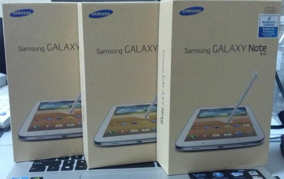 JUAL IPHONE 4S 32GB HRG 1,4JT#SAMSUNG GALAXY S4 ZOOM HRG 1,4JT ORIGINAL BM(TERSEGEL)