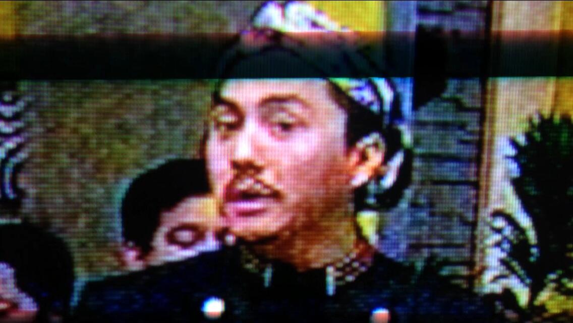 entah bagaimana harus mengungkapkan