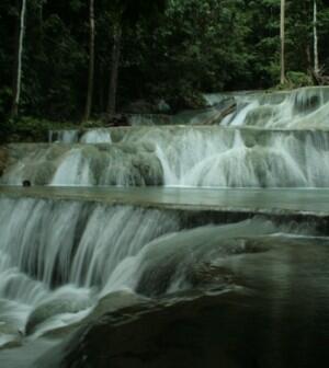 Air Terjun Moramo, Si Cantik Dari Kendari