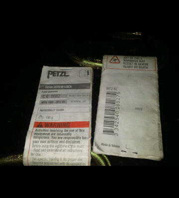 CARABINER PETZL OXAN SCREW LOCK M72 SL