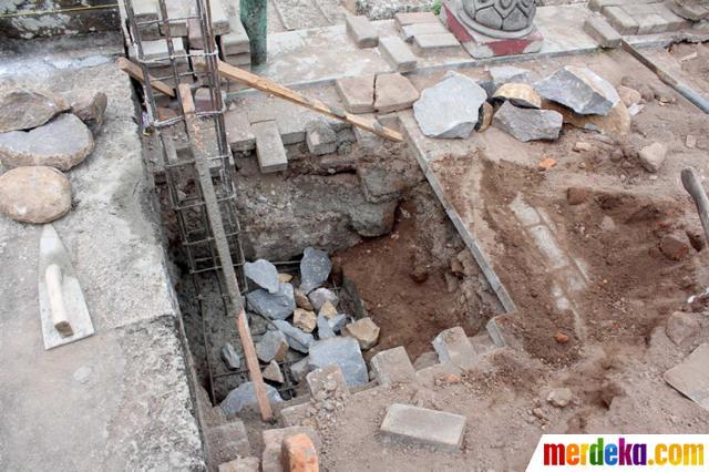 setelah situs trowulan terusik sekarang situs Setono Gedong untuk perluasan mesjid
