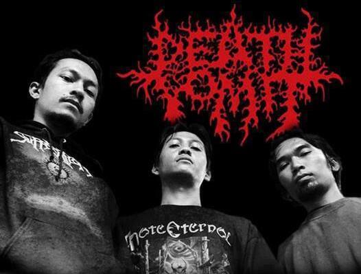 BUKTI JOKOWI SUKA MUSIK DEATH METAL