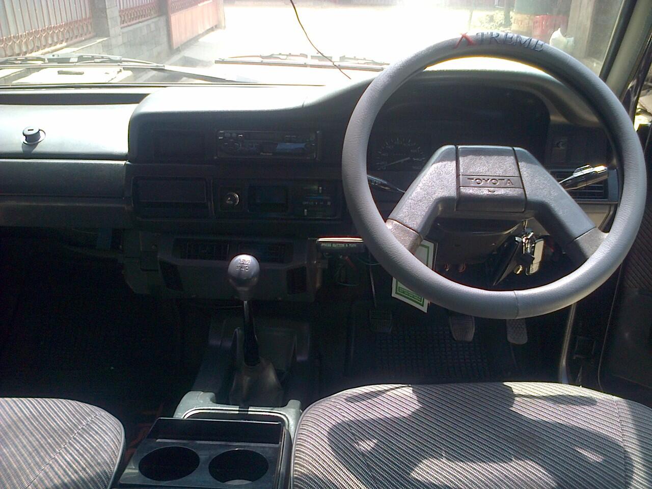 Jual Toyota Kijang ssx-g tahun 1994 orsinil Bandung