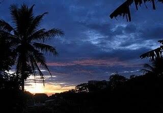 Makna Di Balik Perubahan Warna Langit Ketika Waktu Sholat Tiba