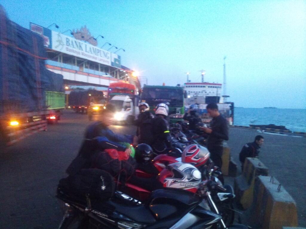 FR | Vixus Goes to Teluk Kiluan, Lampung (1-3 November 2013)