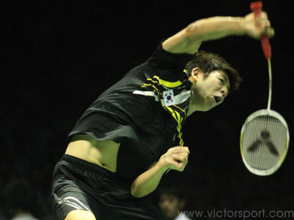 RaKeT BADMINTON vicToR SUPER WaVeS 37 nAvY RED SW37 CLEARANCE sToCk {4U} 100% GENUINE