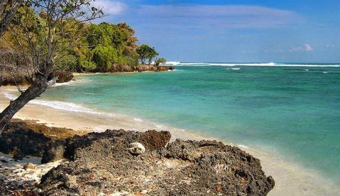 Eksotisme Pantai di Banyuwangi