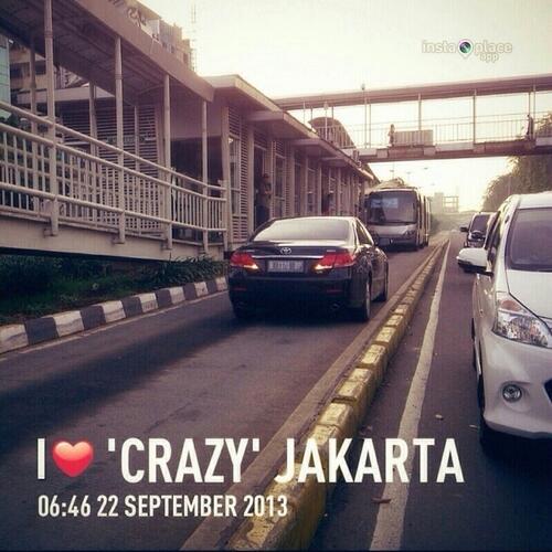 &#91;HOT&#93; Foto Kendaraan Yang Masuk Jalur Busway