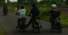 Tipe Pengendara Motor (agan masuk yang mana?)