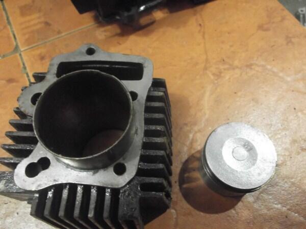 Terjual Head+blok mesin 107cc mantap buat modif c70/grand 