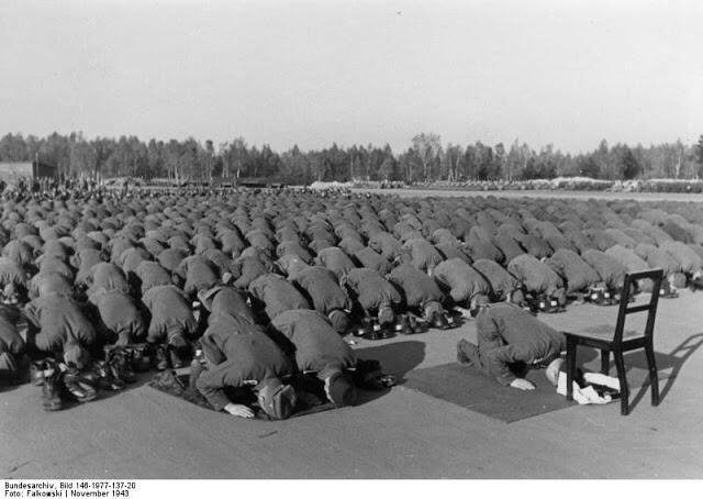 Pasukan Muslim NAZI