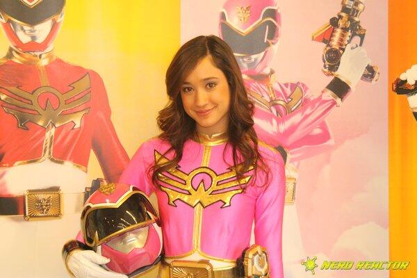 Kenapa Ane Masih Suka Nonton Power Ranger? Ini Jawabannya.