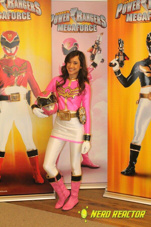 Kenapa Ane Masih Suka Nonton Power Ranger? Ini Jawabannya.